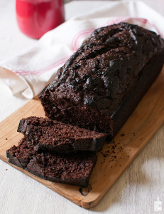 Moist chocolate cake | Sitno seckano