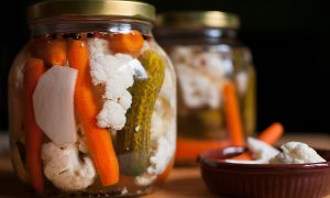 Quick pickled vegetables | Sitno seckano