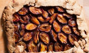 Rye plum galette | Sitno seckano