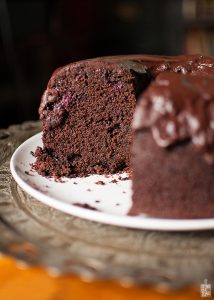 Chocolate blackberry bundt cake | Sitno seckano